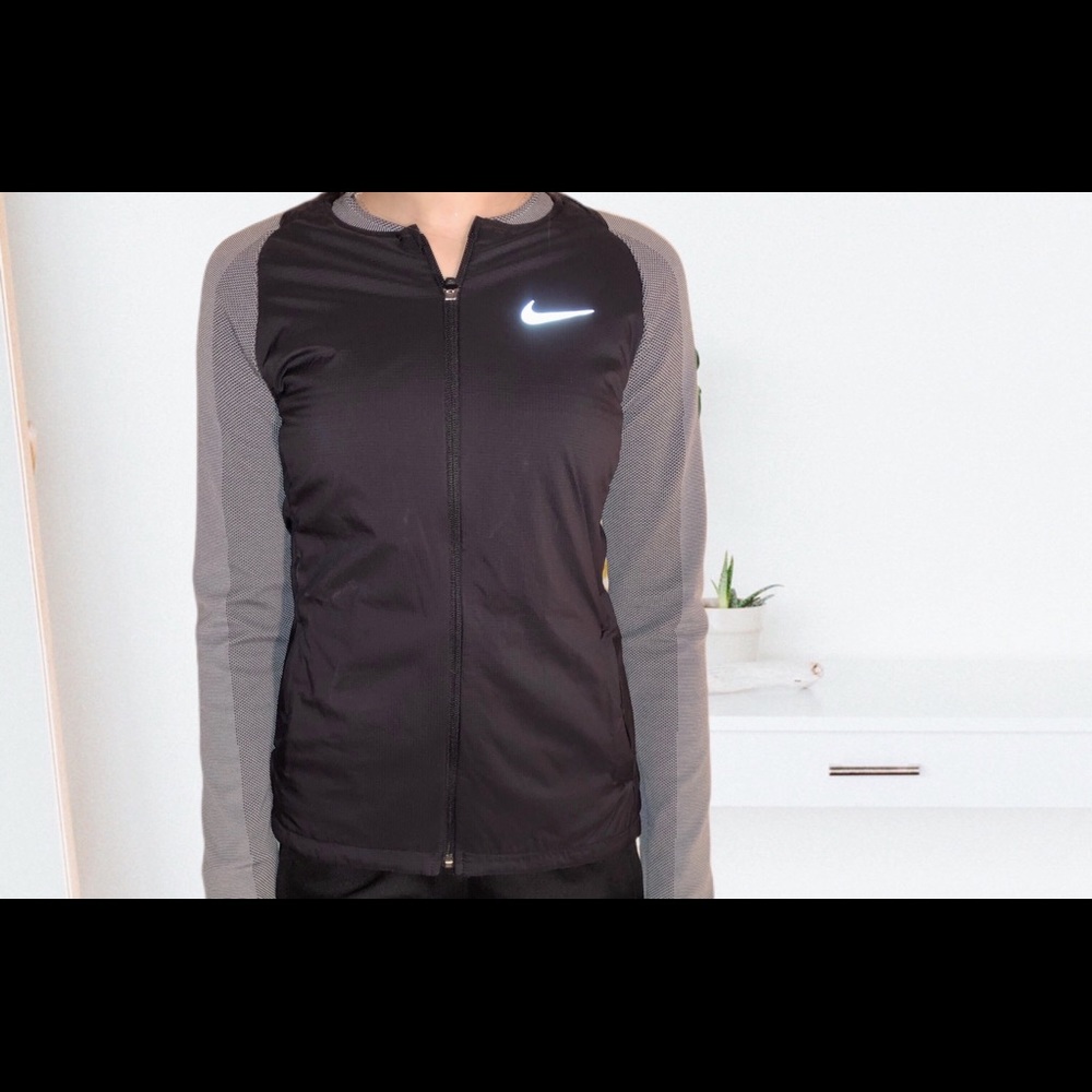 nike zip up